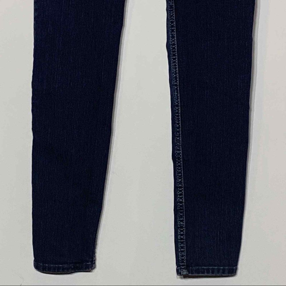EUC Hollister‎ Super Skinny Size 3 Short Denim Jeans - Picture 6 of 6